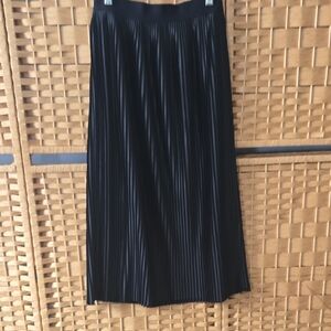 Black Pleated Midi Skirt